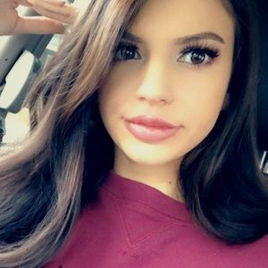 Meet your Posher, Brooke